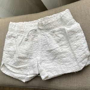 Toddler Girls Eyelet Woven Pull-On-Shorts